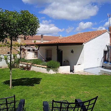 Casa Rural Carino Armananzas ภายนอก รูปภาพ